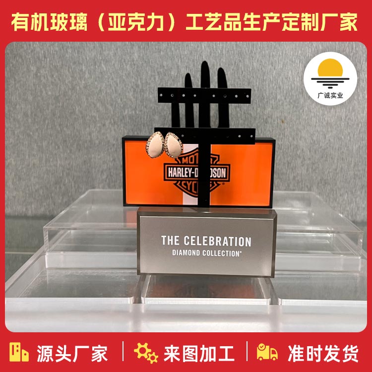  东莞有机�ȝ��工艺品：(x��)艺术与工艺的��C��融合